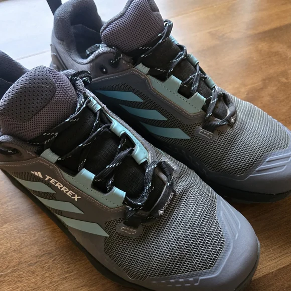 Adidas Terrex Swift R3 GTX Gore-Tex Hiking Shoes Men’s 9.5 Waterproof Trail - Picture 4 of 7